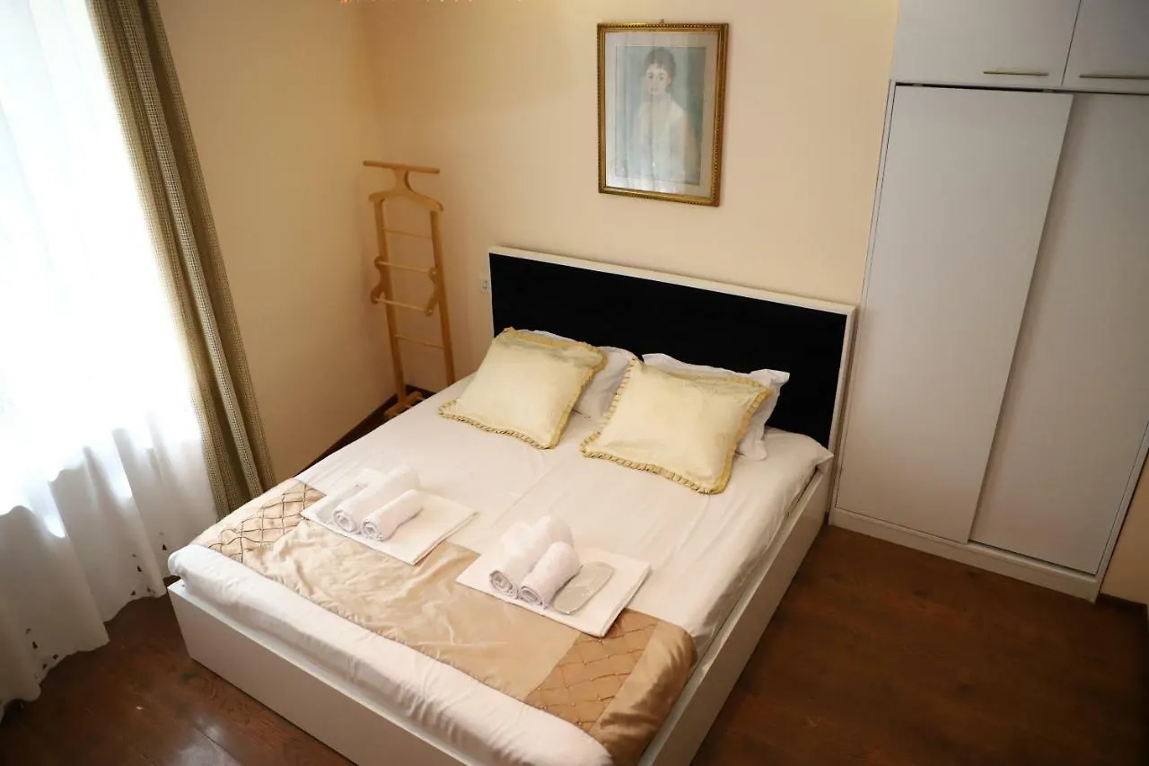 Apartment Number 12 Тбилиси 0*,